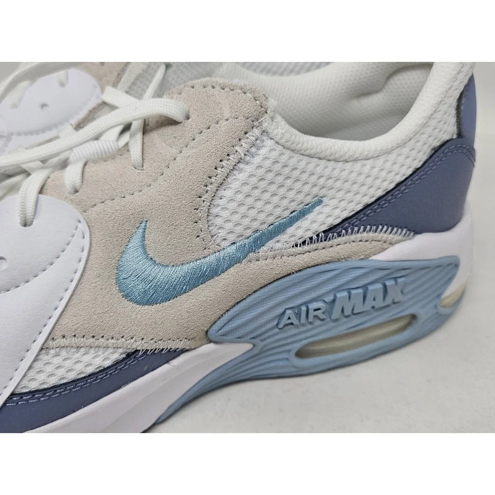 Nike Air Max Excee Sneakers. CD5432-138. White/Armory Blue. Women's Size 11M NEW